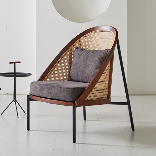 C5146 휘바 체어 라탄 등받이 원목 철재 발코니 휴양지 디자인 의자